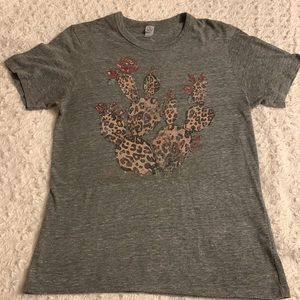 Cactus cheetah tee